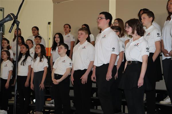 chorus members