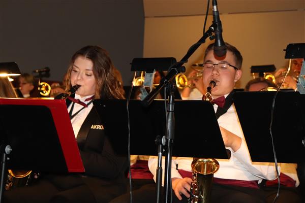 Sax players