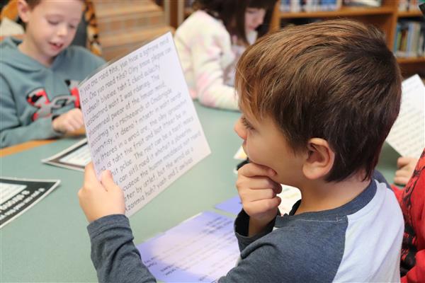 Seeing what it looks like for a dyslexic person reading