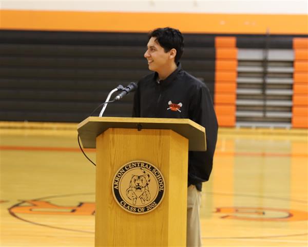 Nelson addressing audience