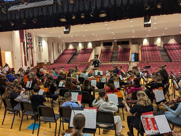 Akron MS Orchestra together with Clarence MS Orchestra